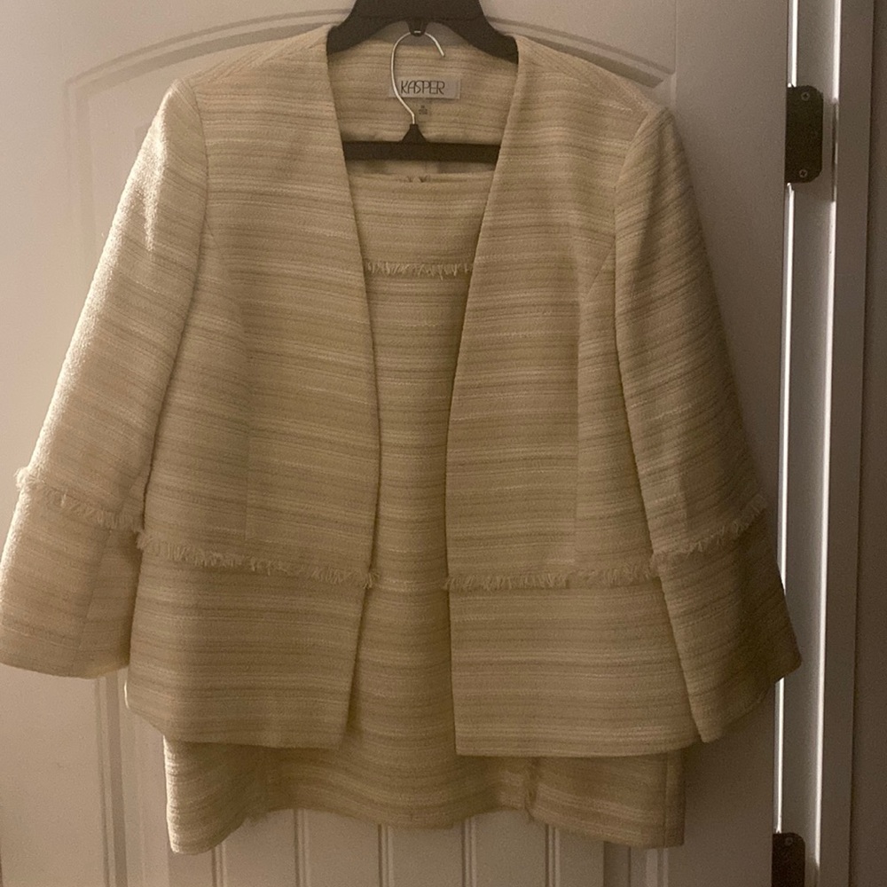 2-piece women suit